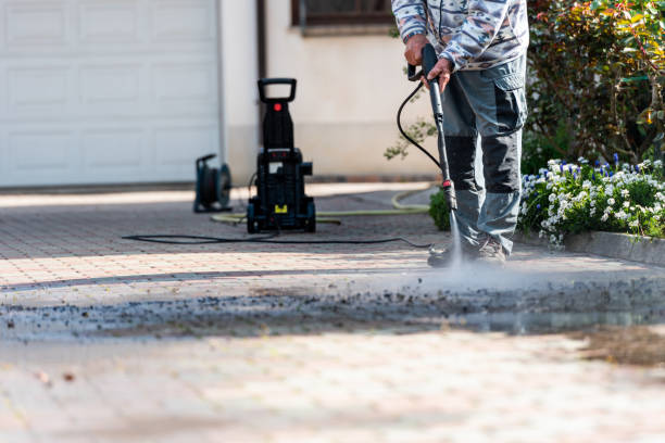 Best Commercial Pressure Washing  in Giddings, TX