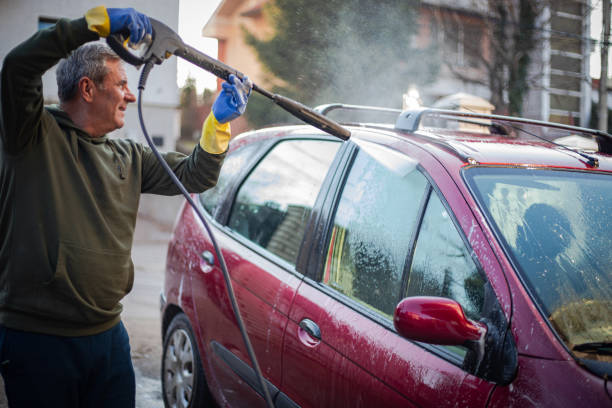 Best House Pressure Washing  in Giddings, TX
